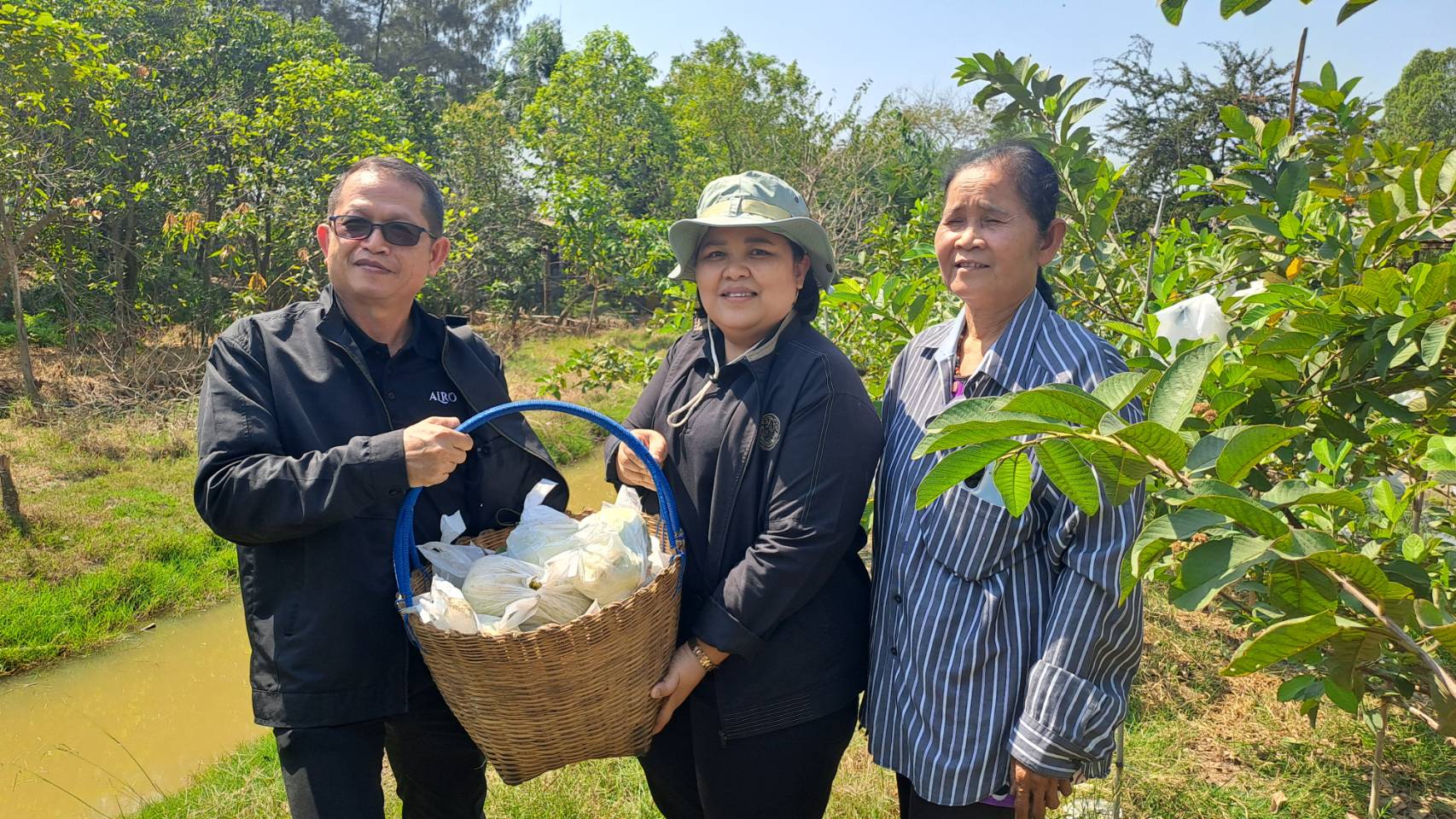 title - ผู้ตรวจราชการ ส.ป.ก. ประชุมตรวจติดตามความก้าวหน้าผลการดำเนินงานตามแผนการตรวจราชการ ประจำปีงบประมาณ พ.ศ. 2569 รอบที่ 1 เขตตรวจราชการที่ 2 จังหวัดนครปฐม และลงพื้นที่ตรวจเยี่ยมเกษตรกรในเขตปฏิรูปที่ดินจังหวัดนครปฐม